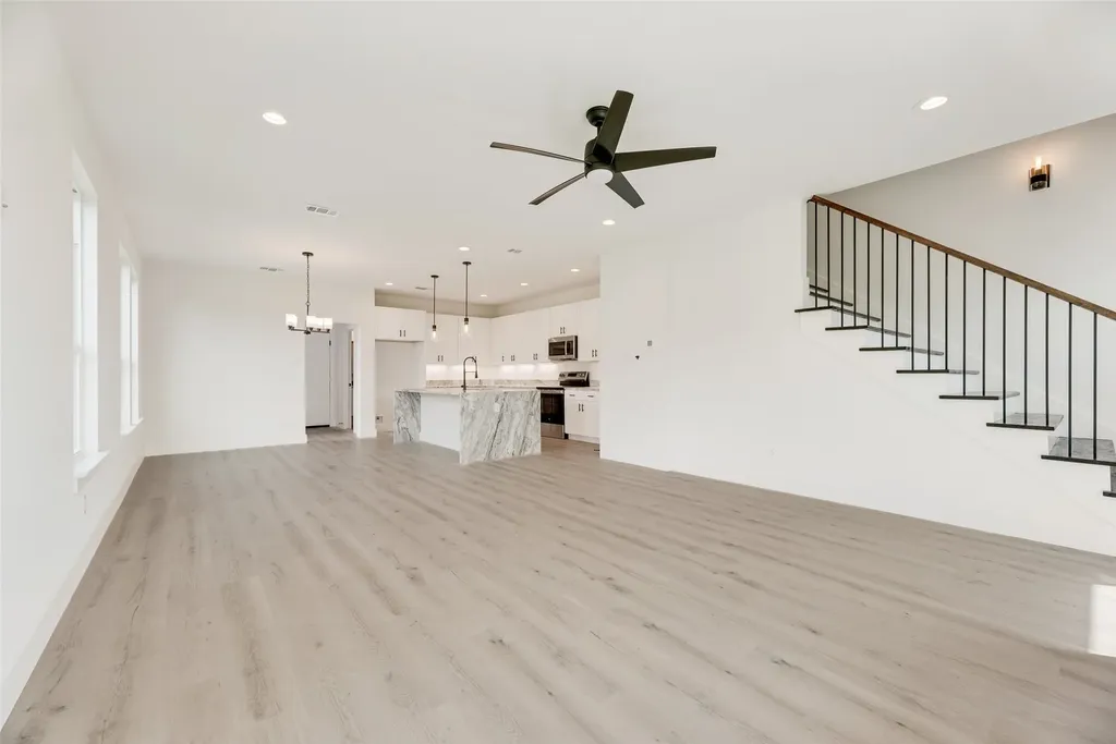 2326 Fairfax Drive Irving TX 75060