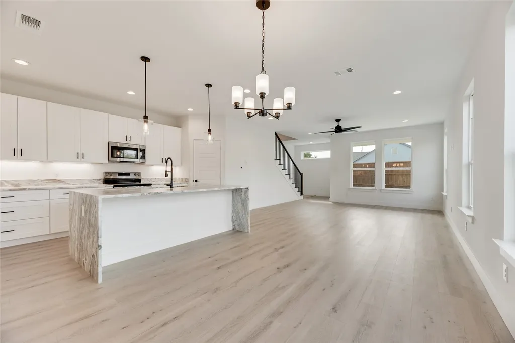 2326 Fairfax Drive Irving TX 75060