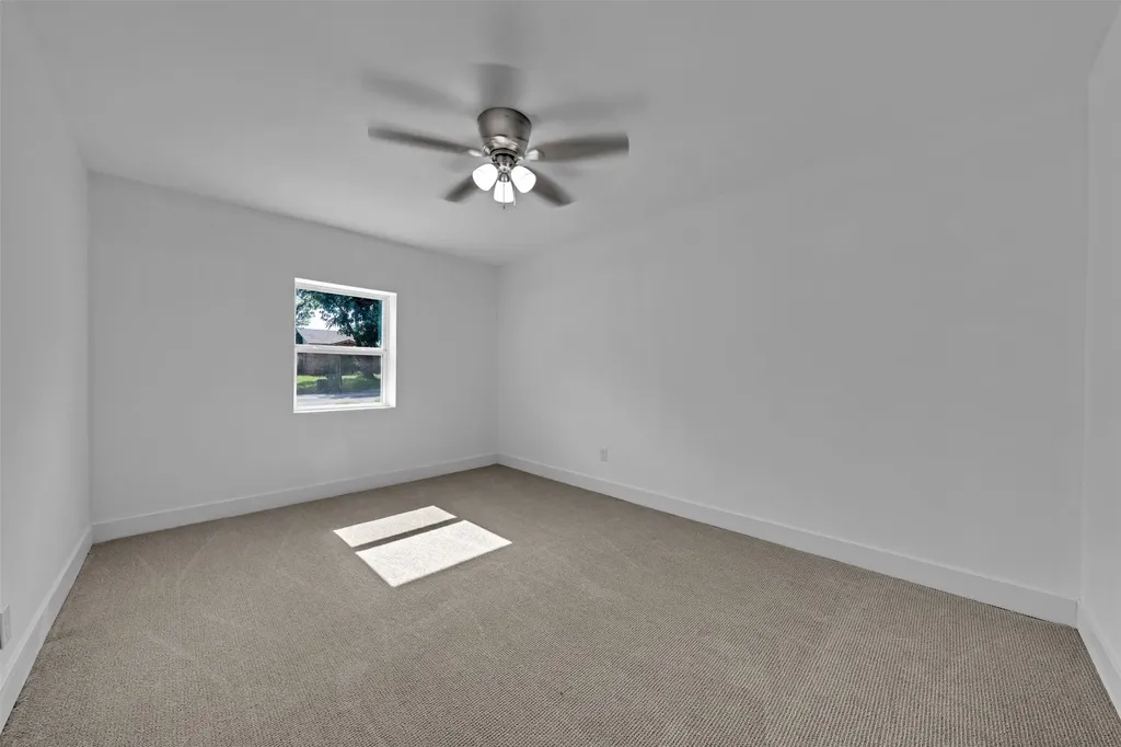 408 Simmons Drive Hurst TX 76053