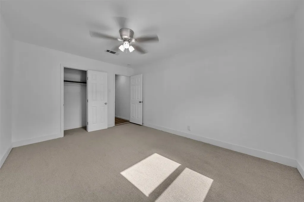408 Simmons Drive Hurst TX 76053