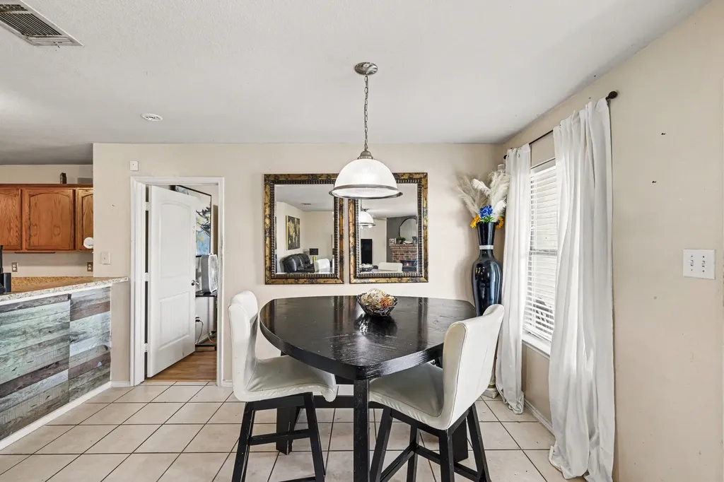 3608 Dove Lane Mesquite TX 75181