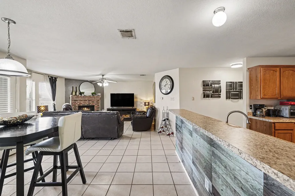 3608 Dove Lane Mesquite TX 75181