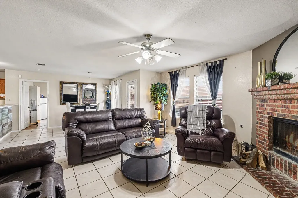3608 Dove Lane Mesquite TX 75181