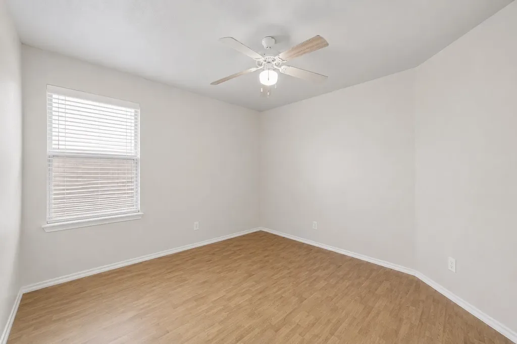 3608 Dove Lane Mesquite TX 75181