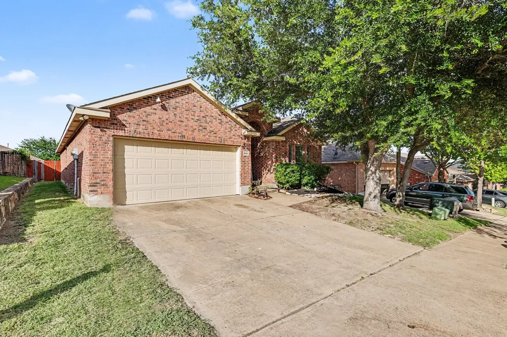 3608 Dove Lane Mesquite TX 75181