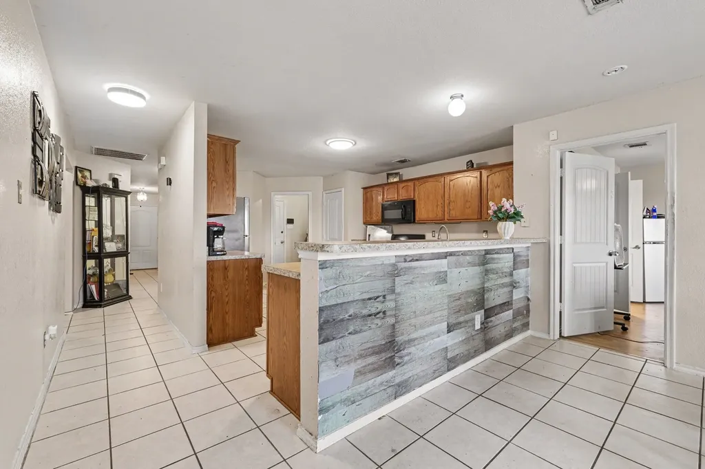 3608 Dove Lane Mesquite TX 75181