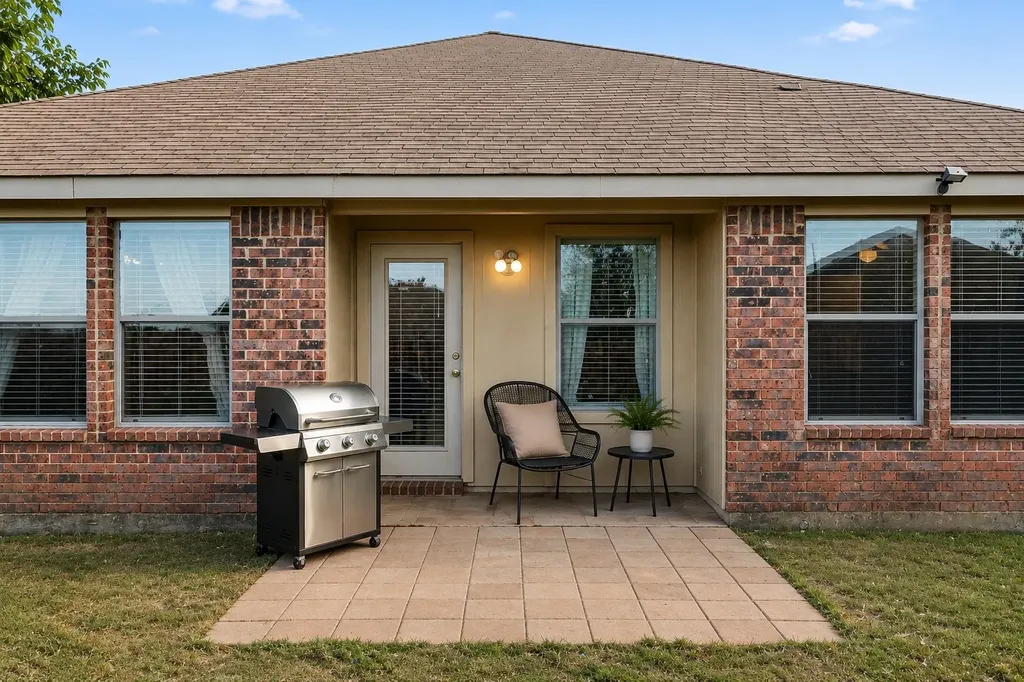 3608 Dove Lane Mesquite TX 75181