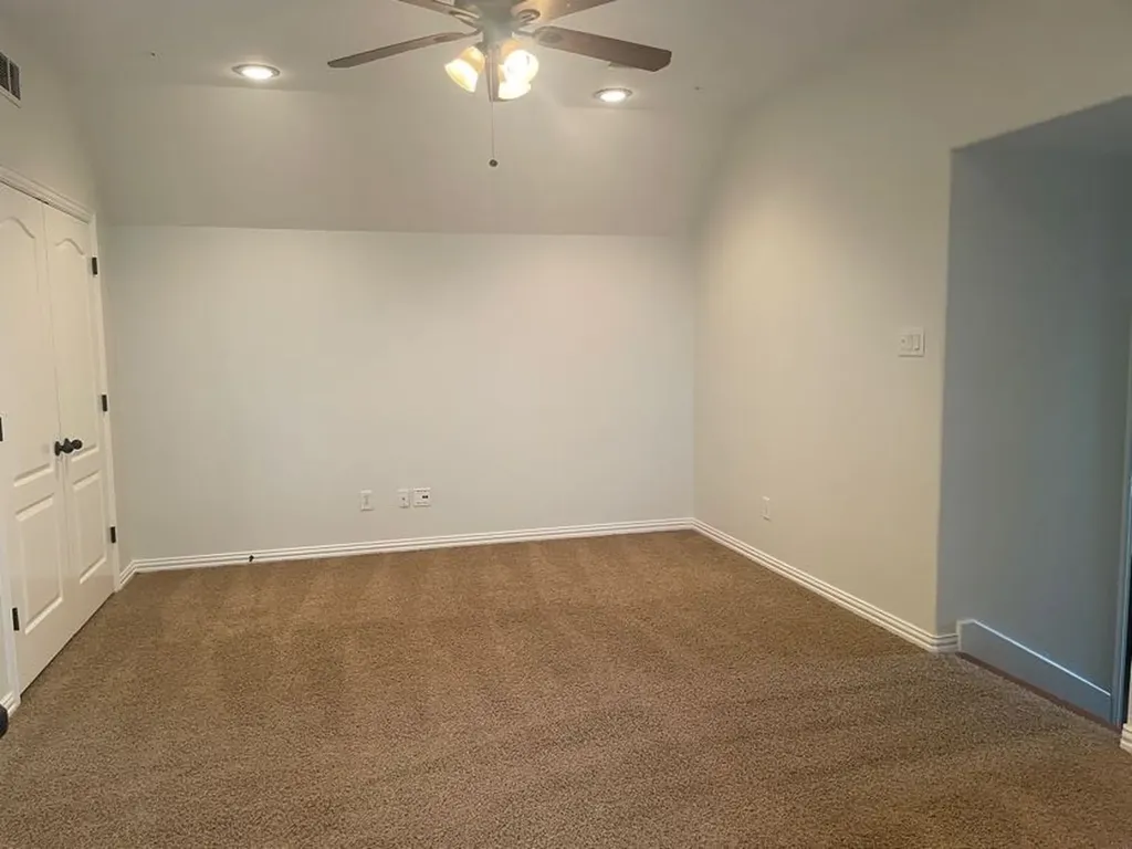2444 Sunderland Lane Lewisville TX 75067