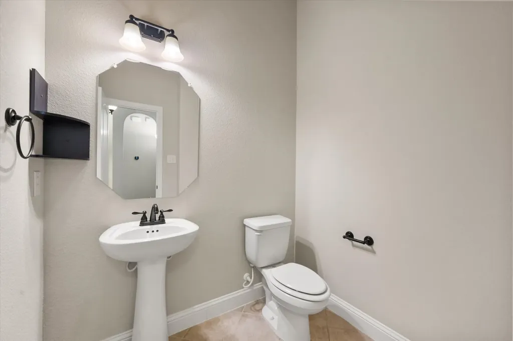 5145 Kentwood Drive Mckinney TX 75070