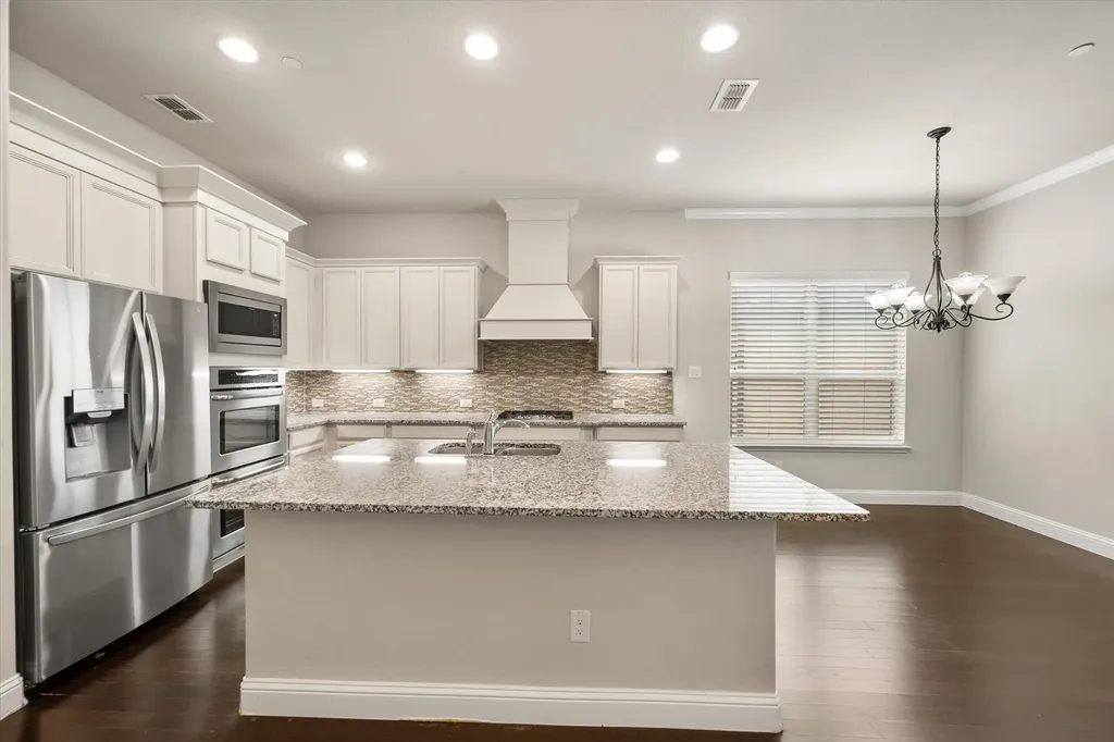 5145 Kentwood Drive Mckinney TX 75070