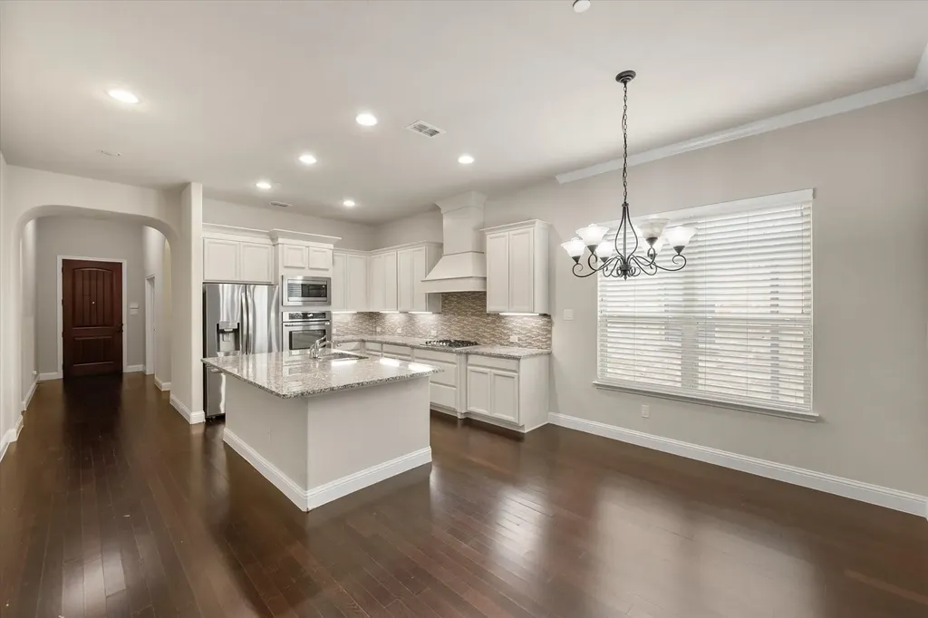 5145 Kentwood Drive Mckinney TX 75070