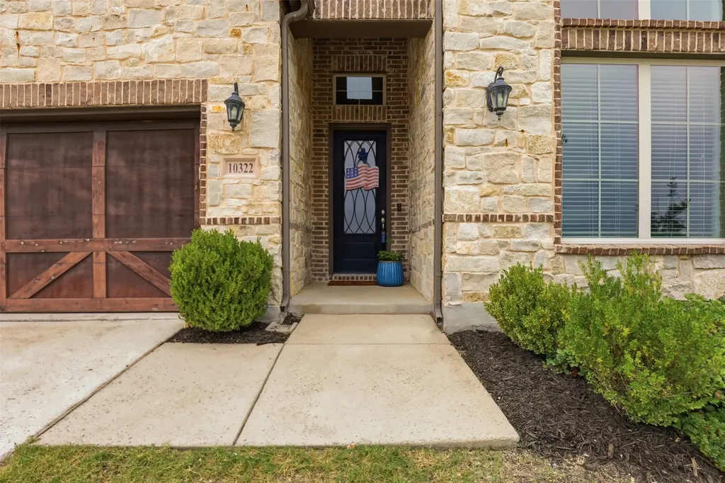 10322 Trail Ridge Drive Fort Worth TX 76126