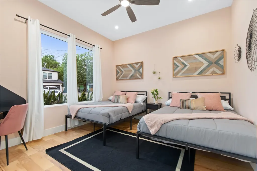3615 Mcbroom Street Dallas TX 75212