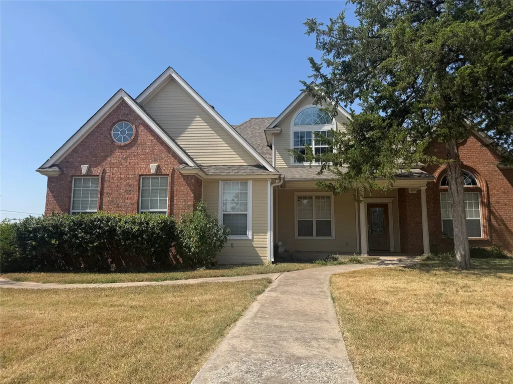 201 E Collom Street Decatur TX 76234