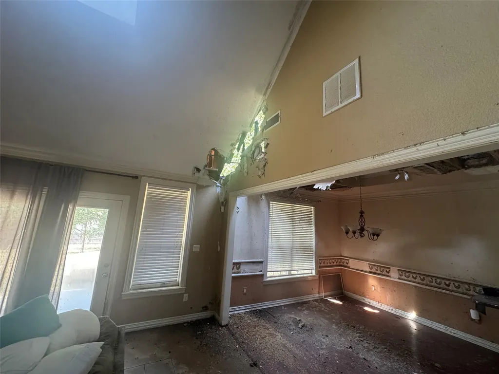 201 E Collom Street Decatur TX 76234
