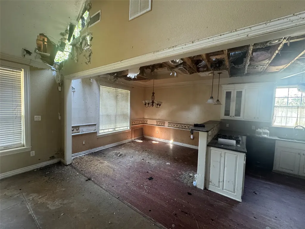 201 E Collom Street Decatur TX 76234