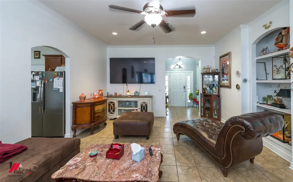 2302 Tallgrass Bossier City LA 71111
