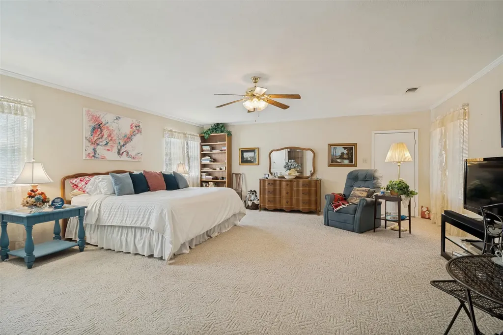 1505 Bonham Street Commerce TX 75428