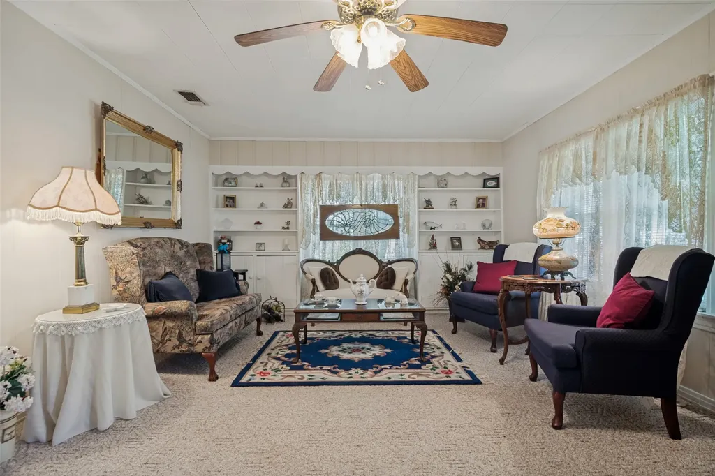 1505 Bonham Street Commerce TX 75428