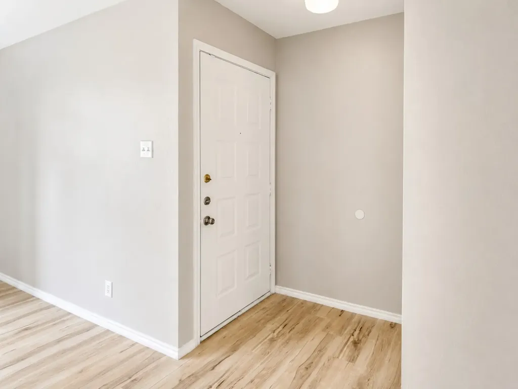 4303 Buena Vista Street Dallas TX 75205
