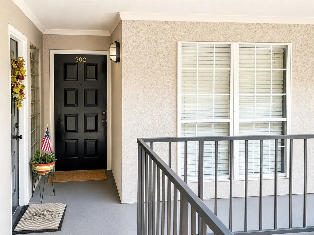 4303 Buena Vista Street Dallas TX 75205
