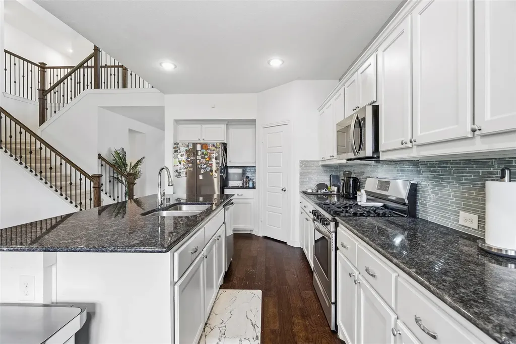 1816 Settlement Way Aubrey TX 76227