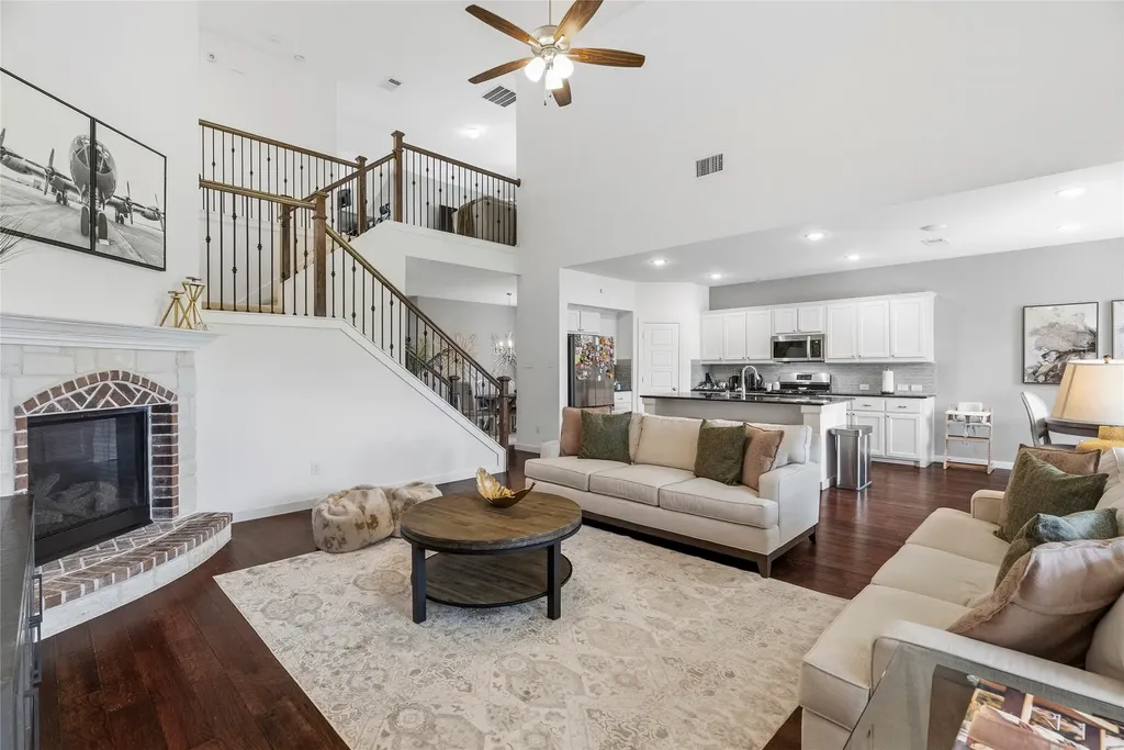 1816 Settlement Way Aubrey TX 76227