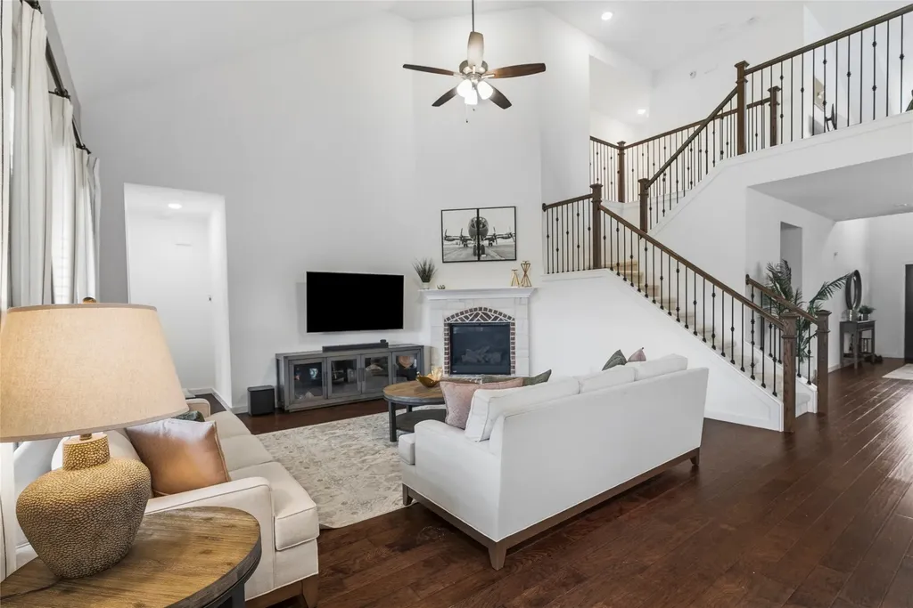 1816 Settlement Way Aubrey TX 76227