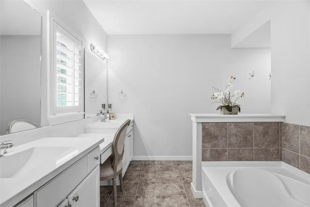 1816 Settlement Way Aubrey TX 76227