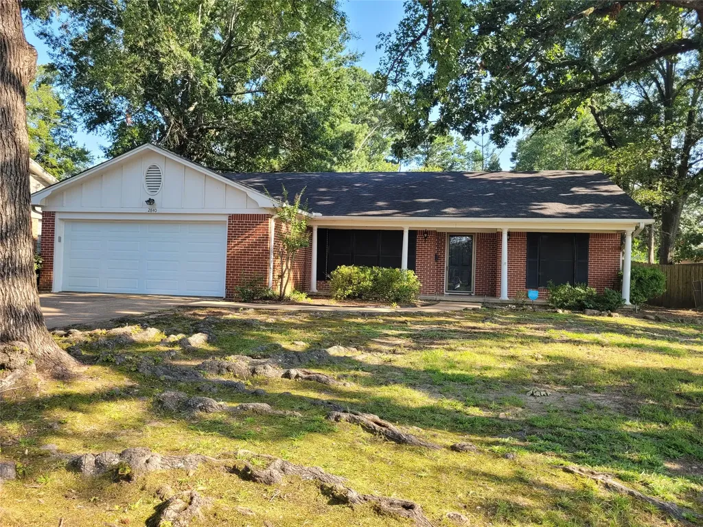 2840 Hubbard Paris TX 75460