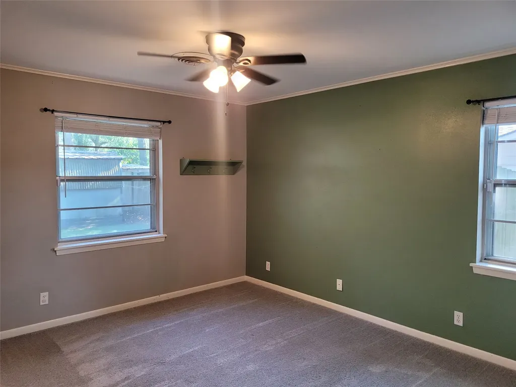 2840 Hubbard Paris TX 75460