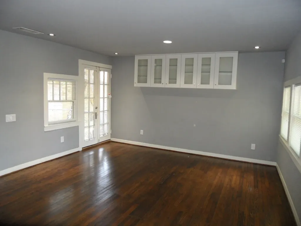 5319 Alton Avenue Dallas TX 75214