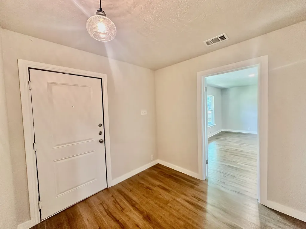 1717 Morningside Drive Gainesville TX 76240