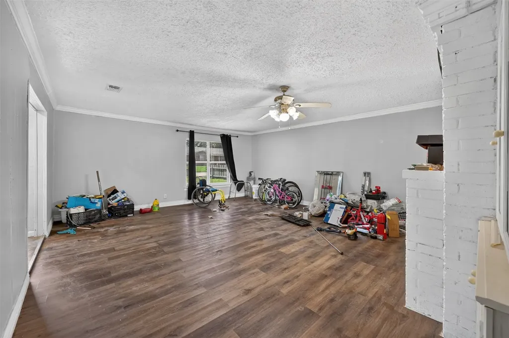 423 Mckown Drive Mansfield TX 76063