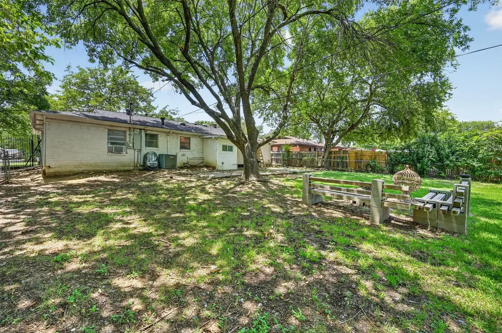 423 Mckown Drive Mansfield TX 76063