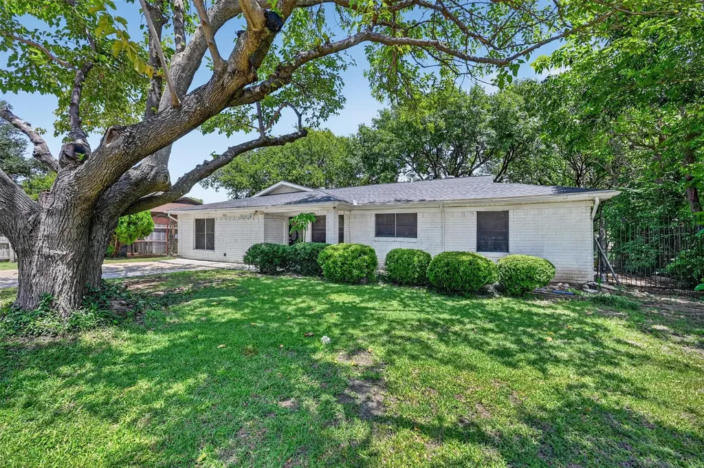 423 Mckown Drive Mansfield TX 76063