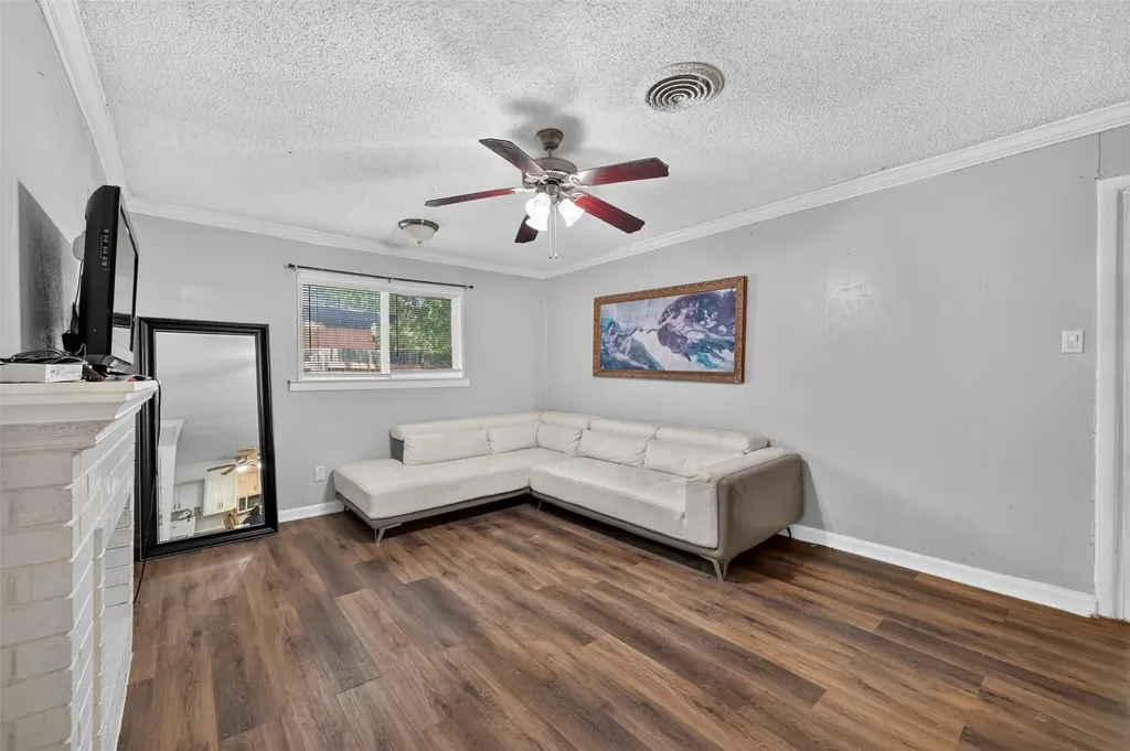423 Mckown Drive Mansfield TX 76063