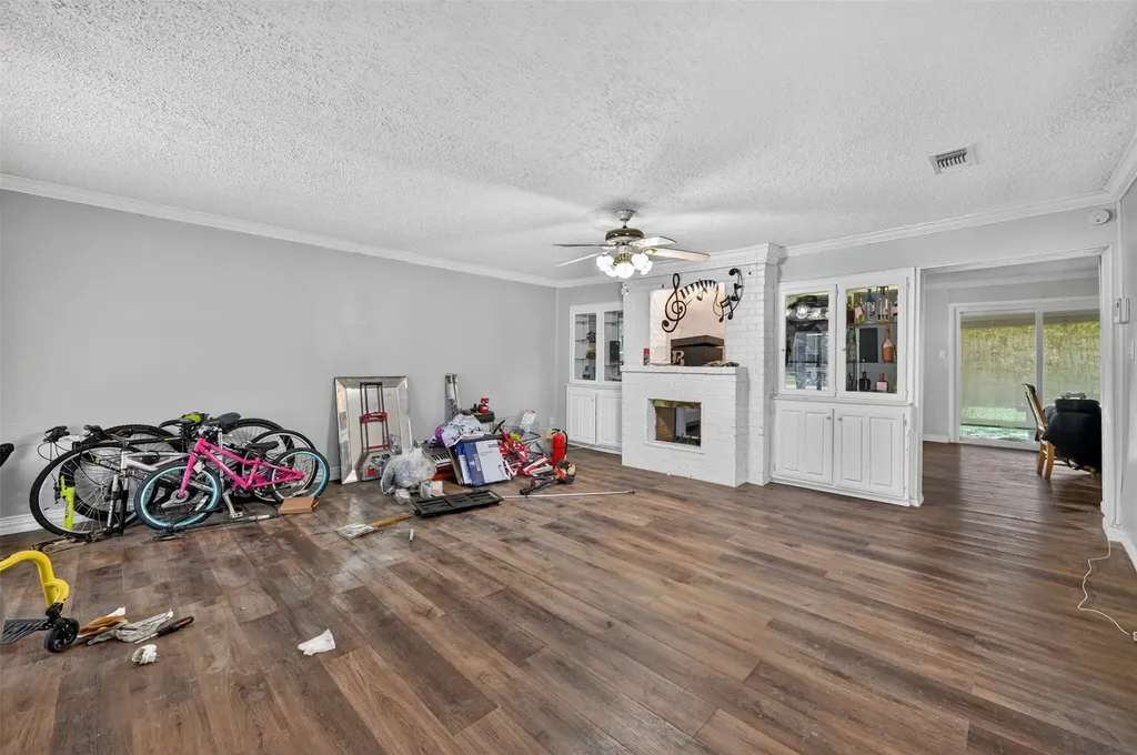 423 Mckown Drive Mansfield TX 76063