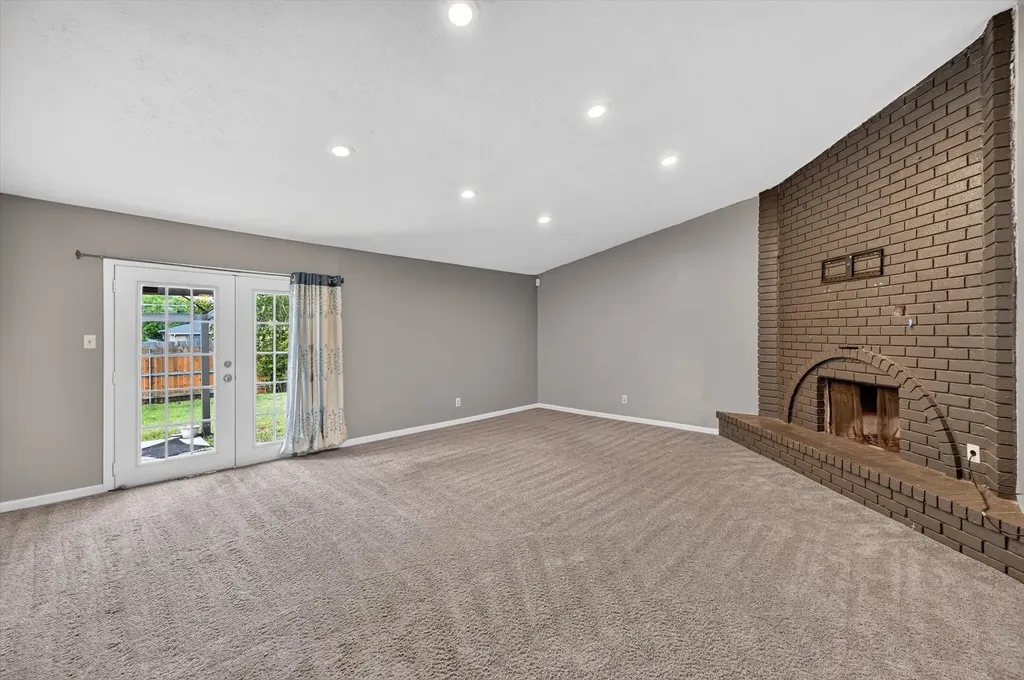 704 Levelland Drive Arlington TX 76017