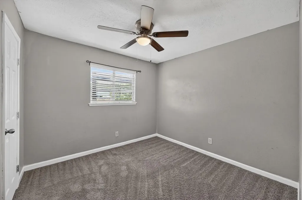 704 Levelland Drive Arlington TX 76017