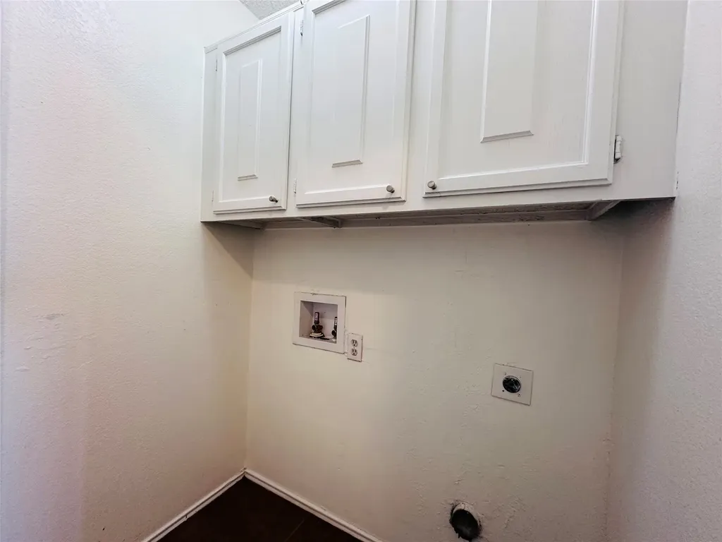 8109 Foxfire Lane White Settlement TX 76108