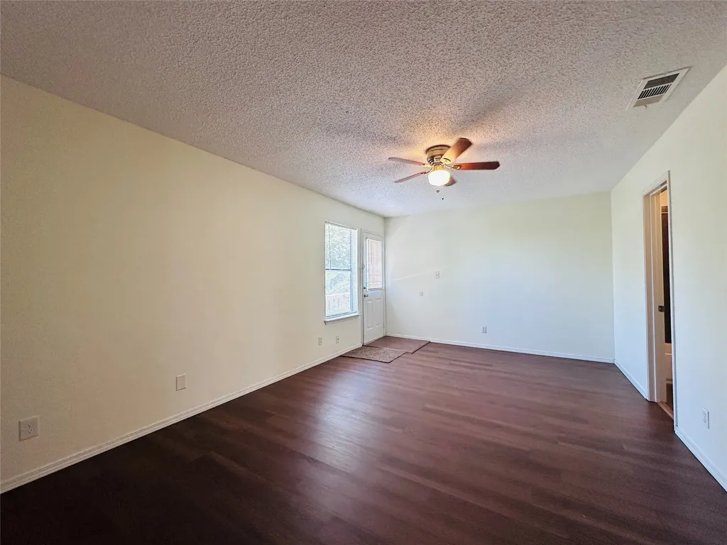 8109 Foxfire Lane White Settlement TX 76108