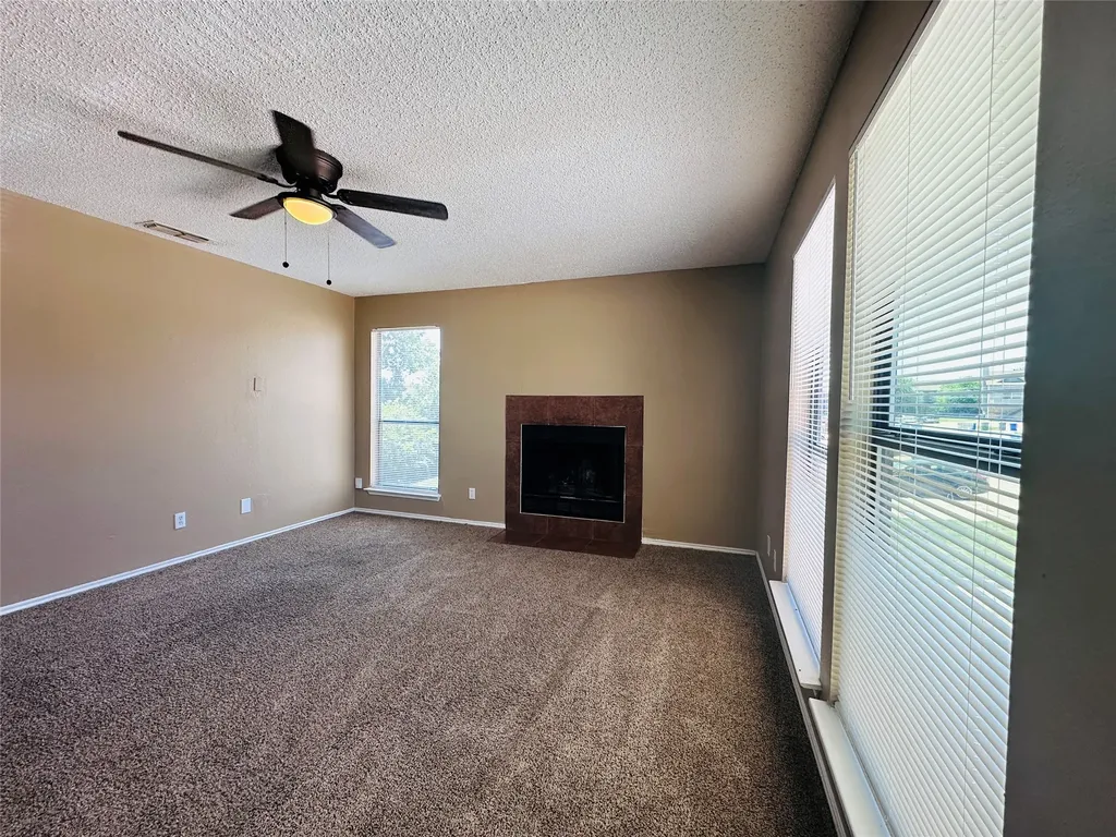8109 Foxfire Lane White Settlement TX 76108
