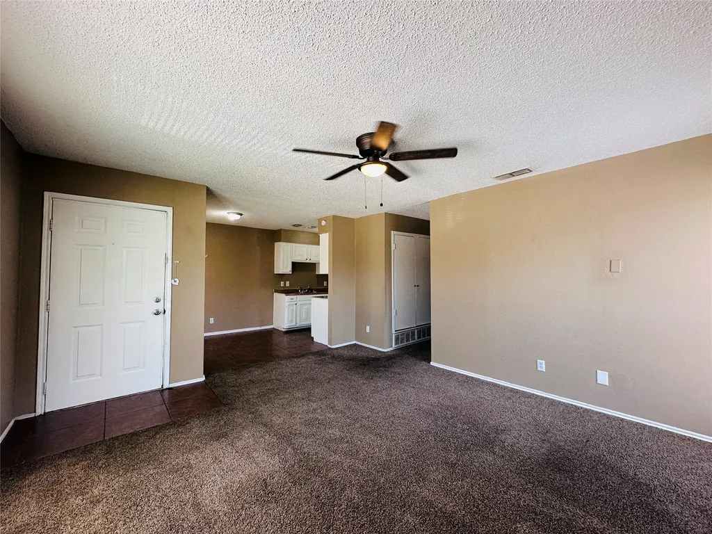 8109 Foxfire Lane White Settlement TX 76108