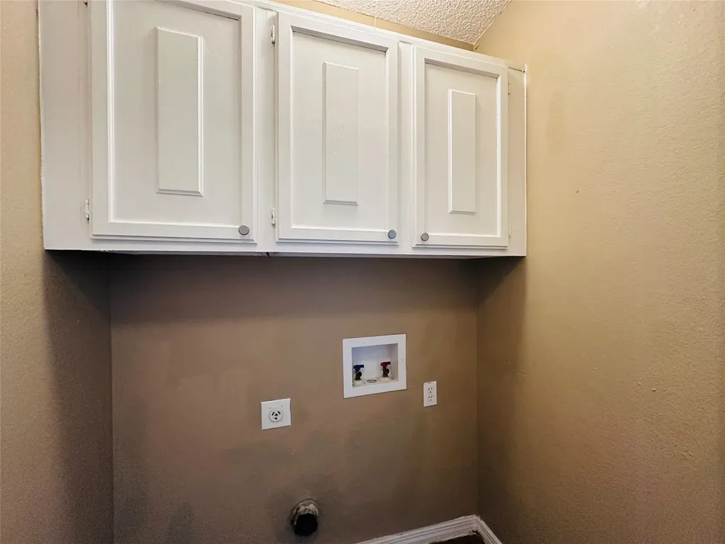 8109 Foxfire Lane White Settlement TX 76108