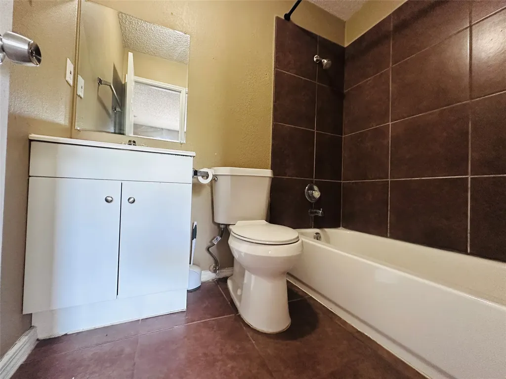 8109 Foxfire Lane White Settlement TX 76108