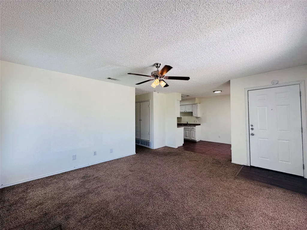 8109 Foxfire Lane White Settlement TX 76108