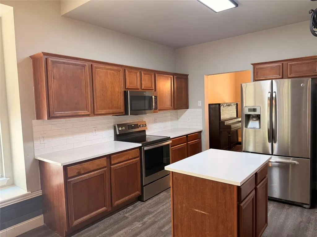 1025 Devonshire Drive Providence Village TX 76227