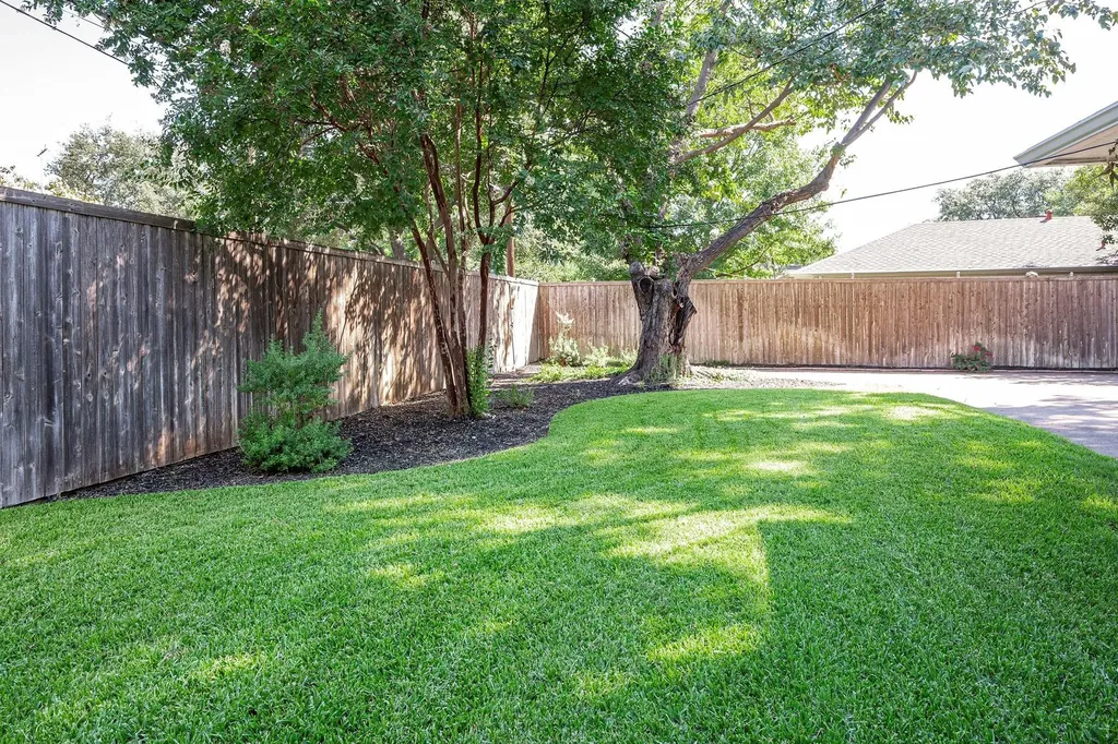 6207 Berwyn Lane Dallas TX 75214