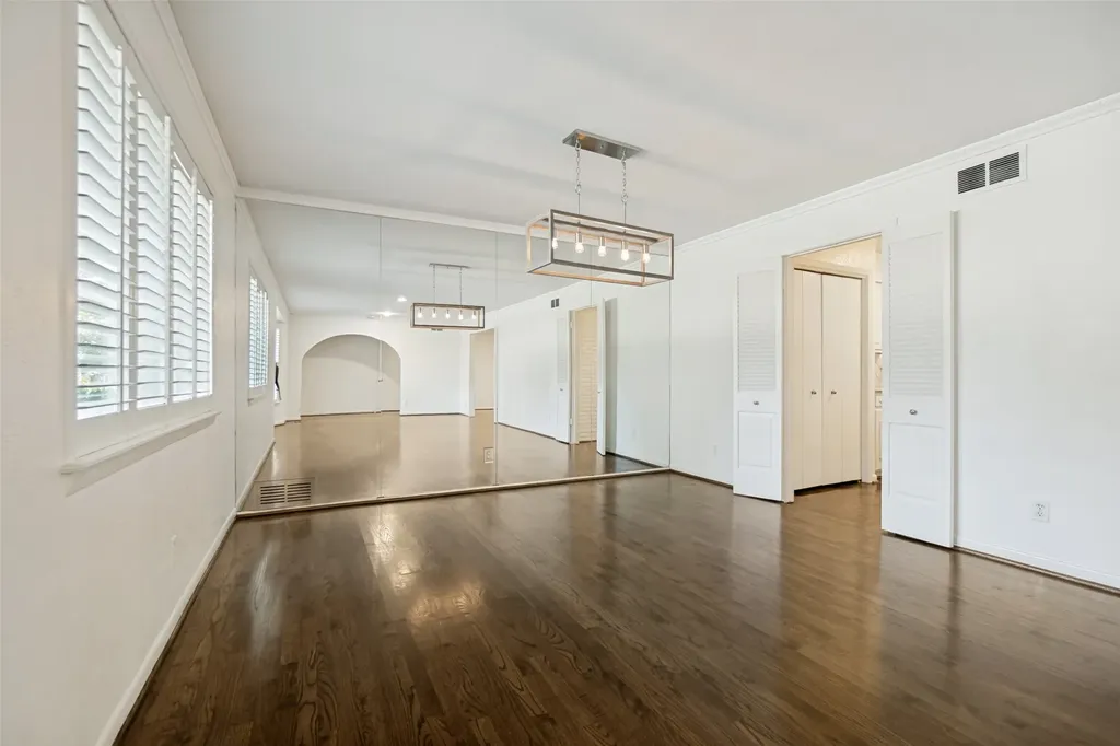 6207 Berwyn Lane Dallas TX 75214